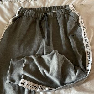 Nike Sweatpants
